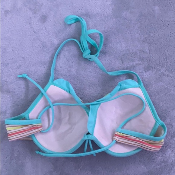 Bathing suit top - Picture 2 of 2